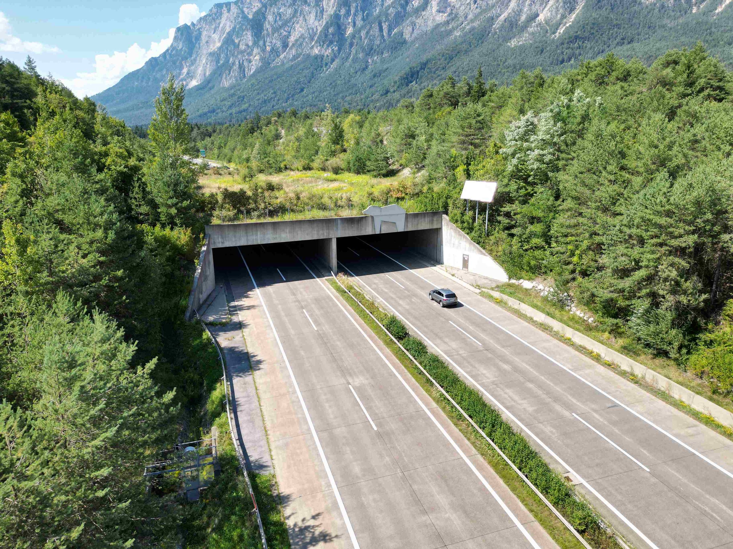 A02 Süd Autobahn, Instandsetzung Brücken V40, V41/1, V41/2, V40-1A und INB-Bärentunnel